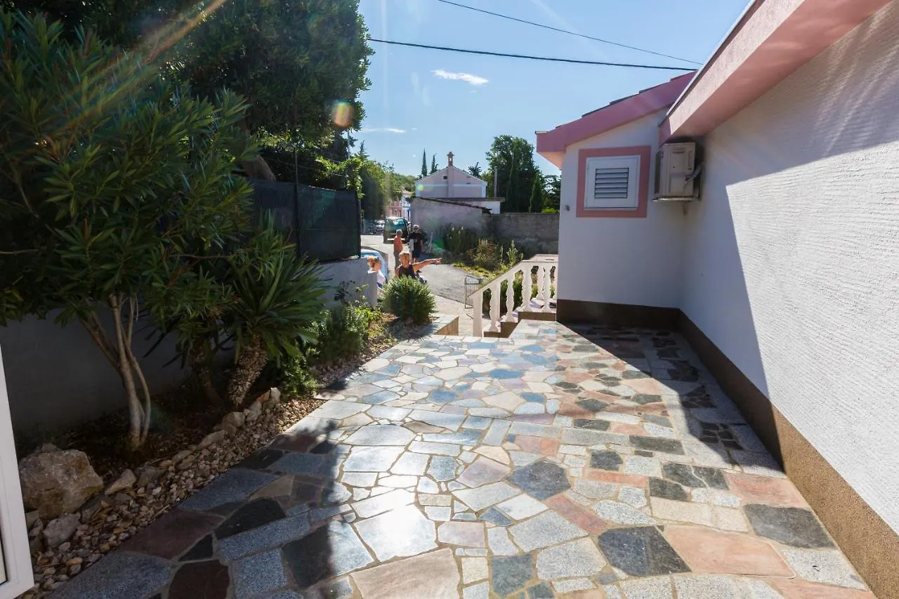 Apartman Andjelka Dramalj 0*,